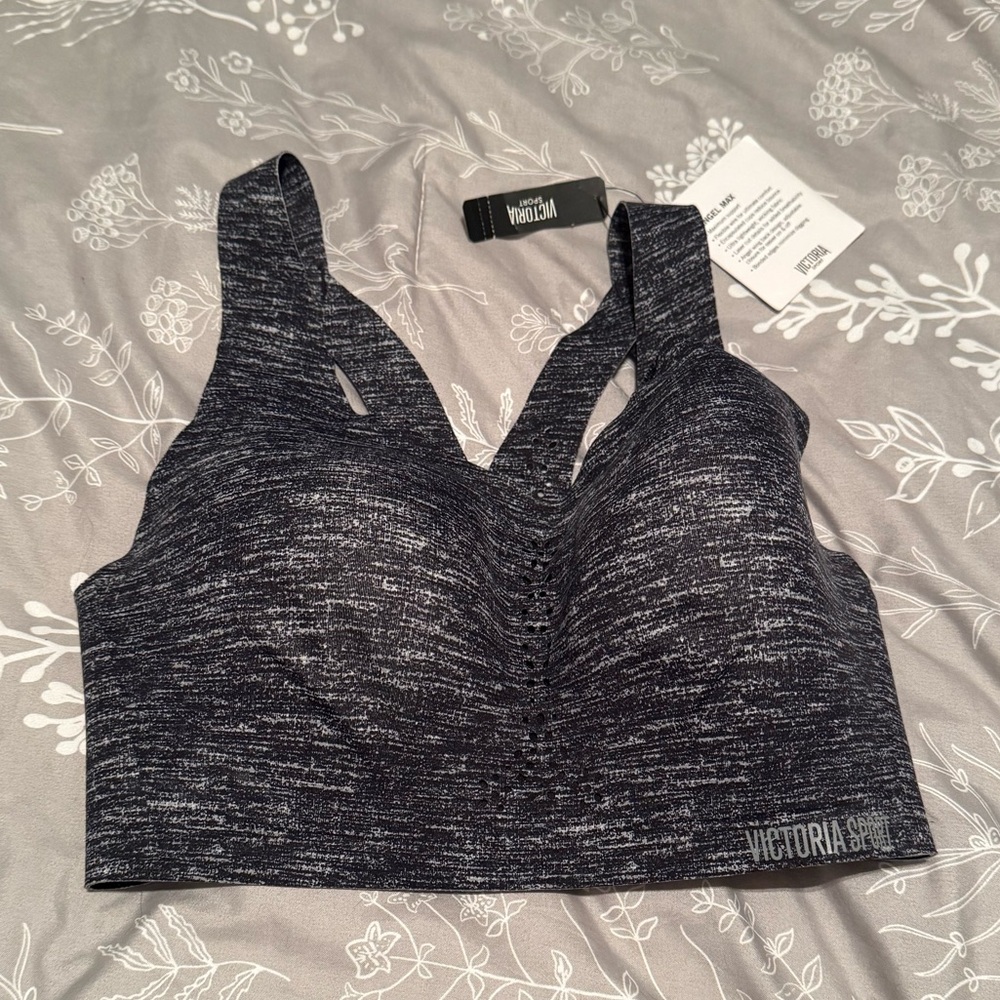 NEW WITH TAGS Victoria's Secret Charcoal Heather Sports Bra 32DD